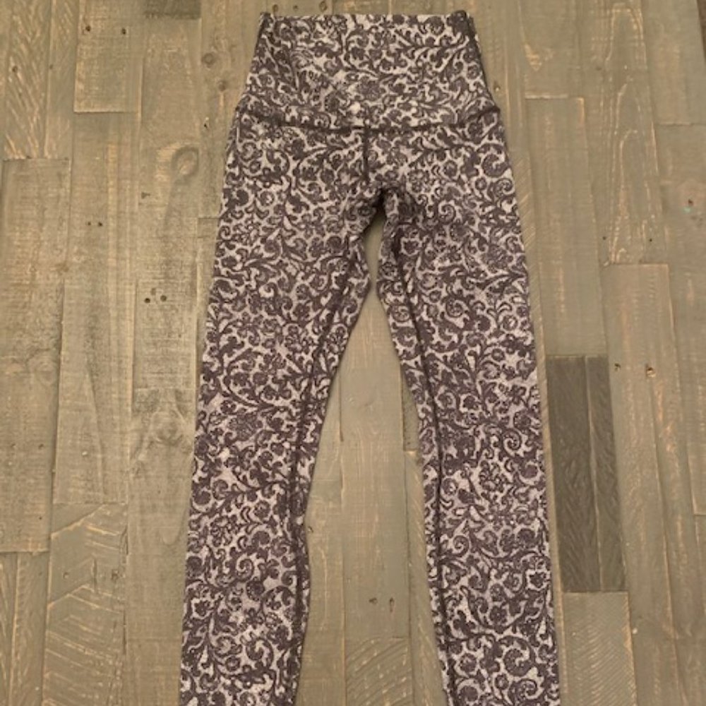 Lululemon Wunder Under Legging